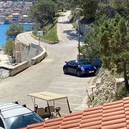 B&B Lucica, Luxury By The Sea 4*