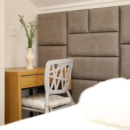 Bed & Breakfast Lucica, Luxury By The Sea