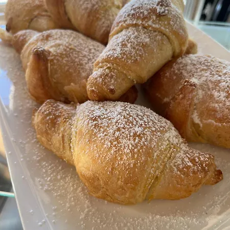 Lucica, Luxury By The Sea 4* 普契什查