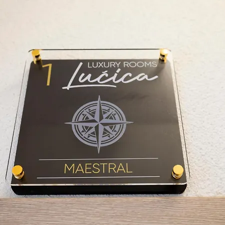 Lucica, Luxury By The Sea B&B 4*