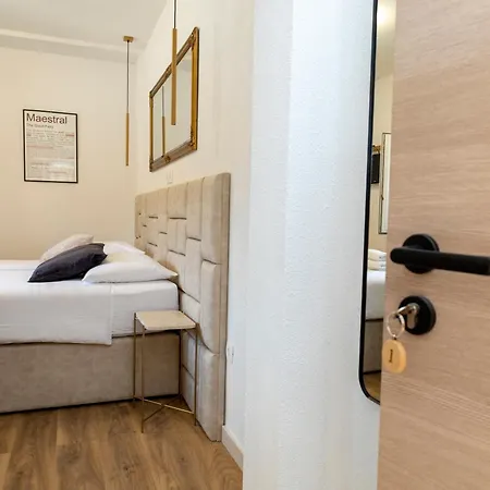 B&B Lucica, Luxury By The Sea
